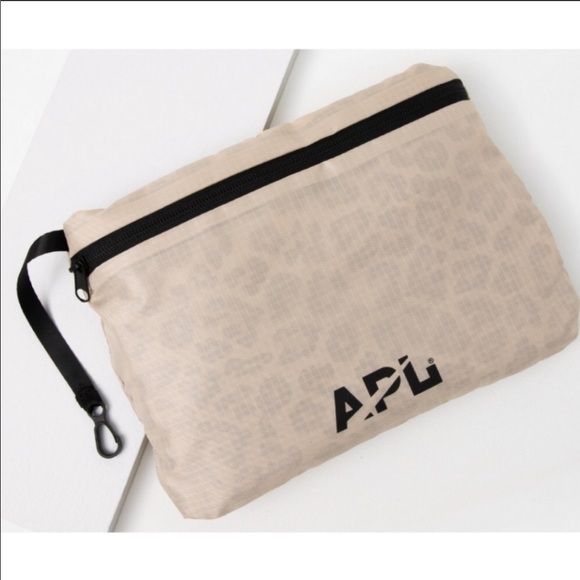 NWT APL All Purpose Packable Backpack Leopard - Picture 2 of 9